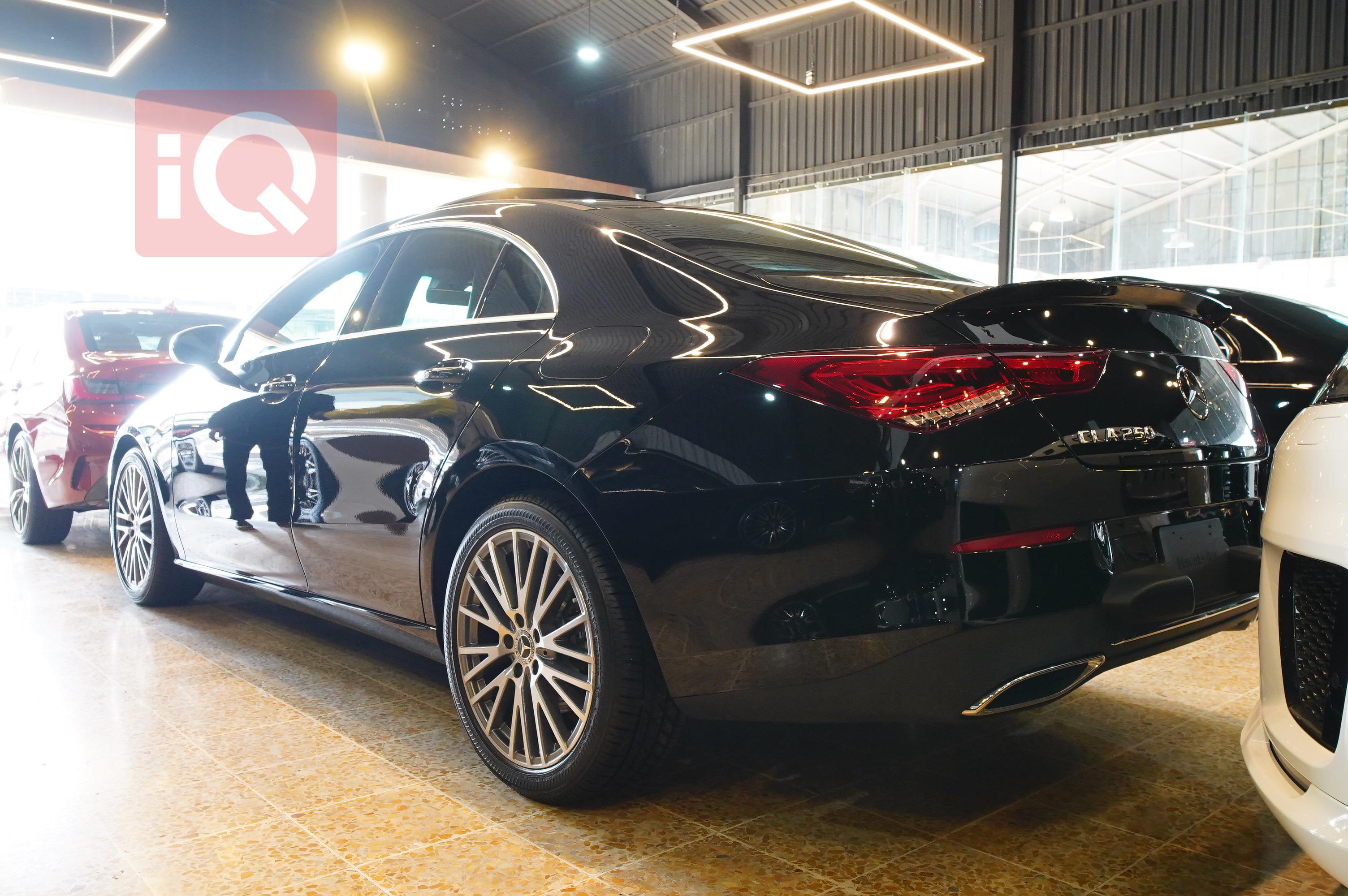 Mercedes-Benz CLA
